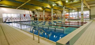 Pływalnia Chrobry Głogów S.A Baseny kryte